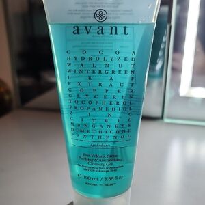 Avant Blue Volcanic Stone Cleansing Gel